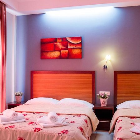 Hotel Rodon Paralía Eksteriør bilde