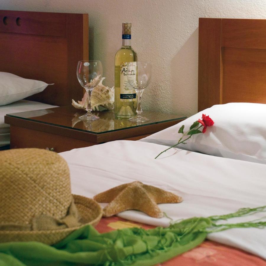 Hotel Rodon Paralía Eksteriør bilde